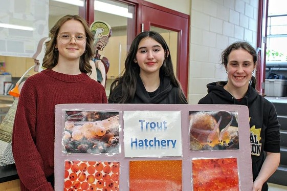 Madison Mitchell (left) Jaida Powless (centre) Peyton Lenoir (right)